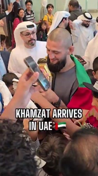 Чимаев прибыл в ОАЭ с титулом после победы над дю Плесси