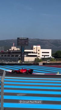 Старший брат Шарля Леклера сел за руль болида «Феррари»