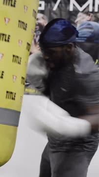 Кроуфорд показал кадры подготовки к бою с Канело