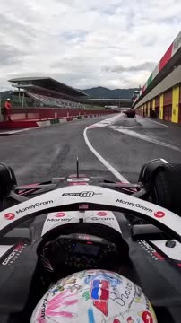 «Хаас» встретил Грожана аплодисментами в концовке тестов