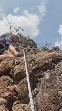 Рублёв занимается скалолазанием