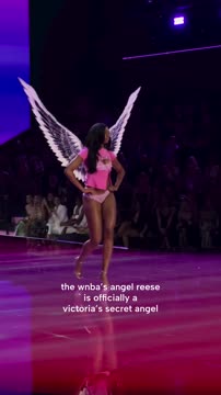 Звезда WNBA Энджел Риз на показе Victoria’s Secret