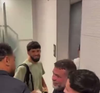 Илия Топурия поделился архивным видео со встречи с Царукяном