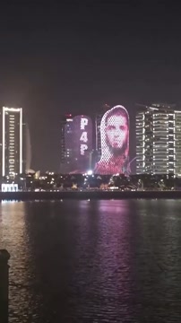 Проекция Ислама Махачева появилась в Катаре