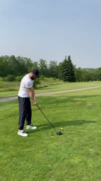 Ислам Махачев сыграл в гольф