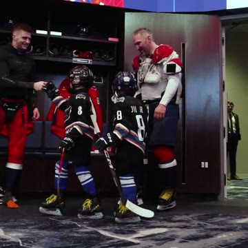 Сыновья Овечкина посетили раздевалку «Вашингтона»