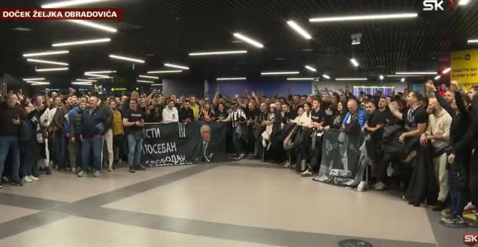 Фанаты «Партизана» уговаривают Обрадовича не покидать клуб