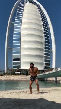 Арман Царукян показал, как тренируется на отдыхе в Дубае