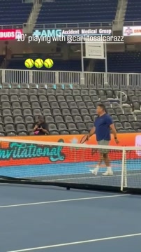 49-летний Роналдо сыграл в теннис с Алькарасом