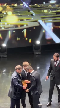 Кадыров наградил Чимаева премией «Спортсмен года Чечни»