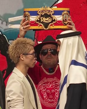 Иноуэ и Пикассо провели первую битву взглядов перед боем