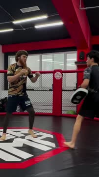 Шара Буллет показал, как готовится к возвращению в октагон