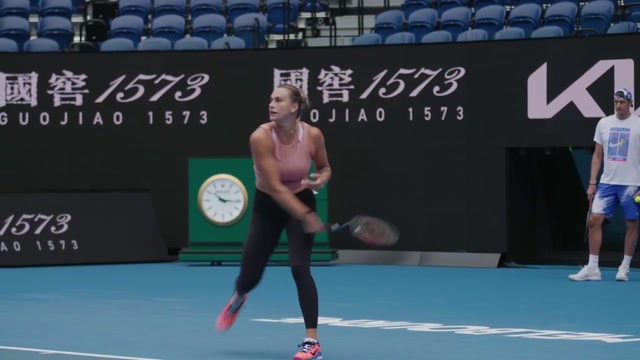 Первая ракетка мира Арина Соболенко уже приехала в Мельбурн