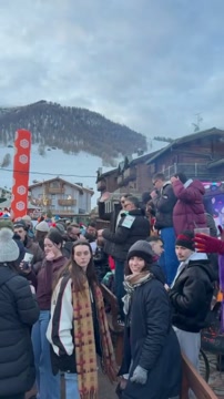 Праздничная атмосфера в олимпийском Ливиньо