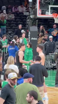 Егор Дёмин обменялся джерси с Хьюго Гонсалесом