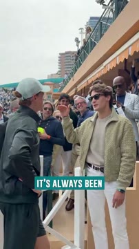 Расселл поддержал Синнера на «Мастерсе» в Монте-Карло