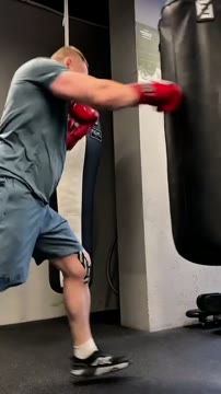 Павлович показал подготовку к бою с Таллисоном Тейшейрой