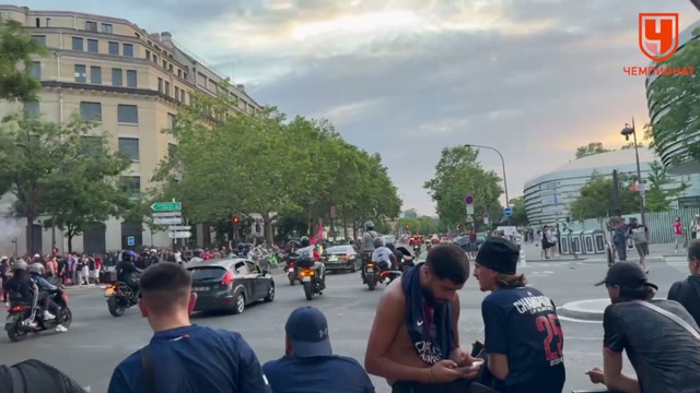 Париж празднует победу «ПСЖ» в Лиге чемпионов