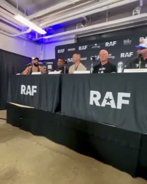Ковингтон и Мухаммад подрались на пресс-конференции RAF
