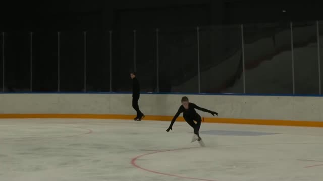Александра Трусова сделала каскад 4Lz+3T на тренировке