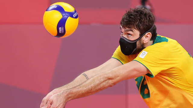 Зачем бразильские волейболисты играют на Олимпиаде в масках