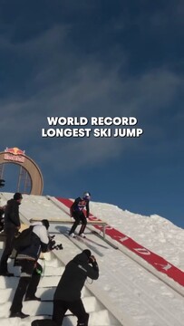 Японский прыгун с трамплина улетел на 291 метр