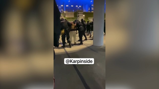 Видео задержания фаната «Спартака» на матче с «Зенитом»