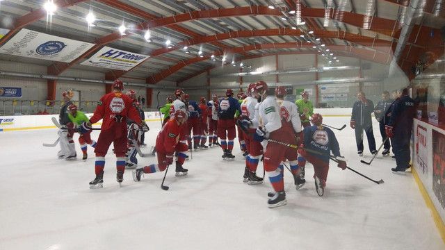 Сборная России по хоккею провела тренировку в Брно