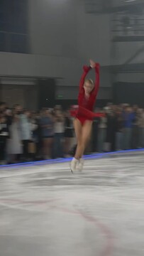 Трусова сделала четверной лутц после шоу в Китае