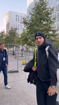 Алькарас прибыл на «Мастерс» в Париже на новую «Дефанс Арену»