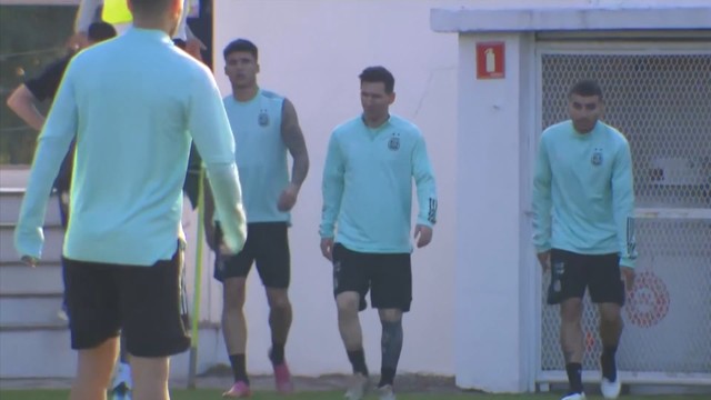 Сборная Аргентины тренируется перед матчем с Бразилией