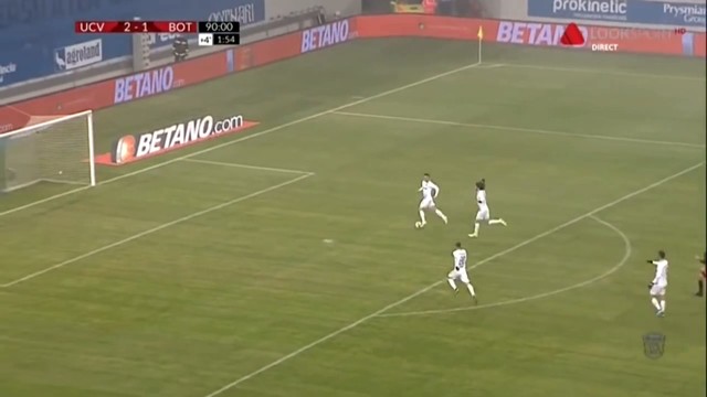 Необычный гол в пустые ворота из чемпионата Румынии