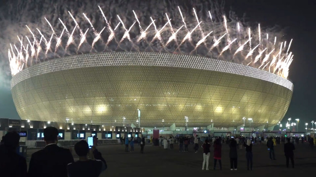 Над стадионом Лусаил зажгли фейерверки в честь победы Аргентины
