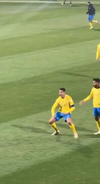 Роналду показал неприличный жест фанатам «Аль-Шабаба»