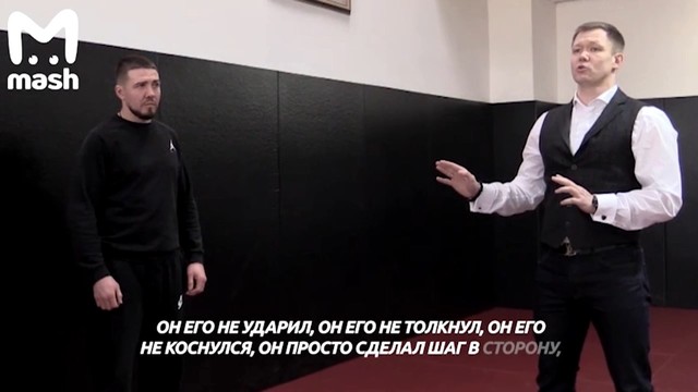 Адвокат Кушиташвили показал, как росгвардеец сам себе сломал нос