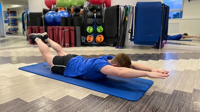 Как быстро накачать мышцы спины мужчине?