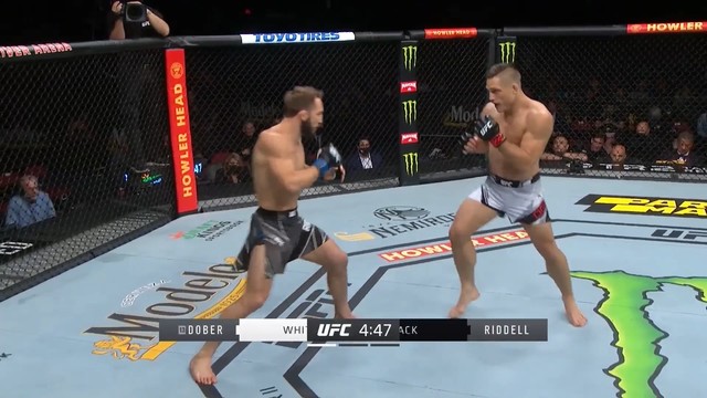 UFC 263: Ридделл единогласным решением победил Добера