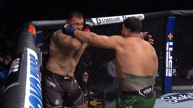 UFC 269: Августо Сакаи (Бразилия) vs Тай Туиваса (Австралия)