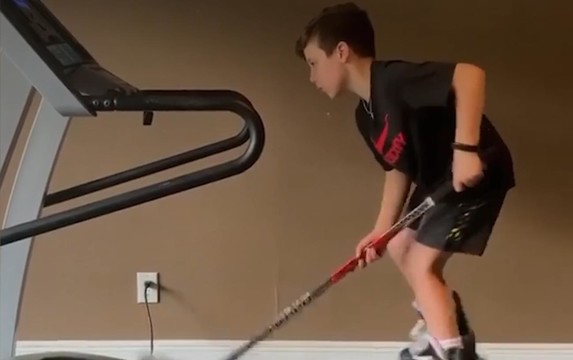 Тренировка юного хоккеиста повышенной сложности