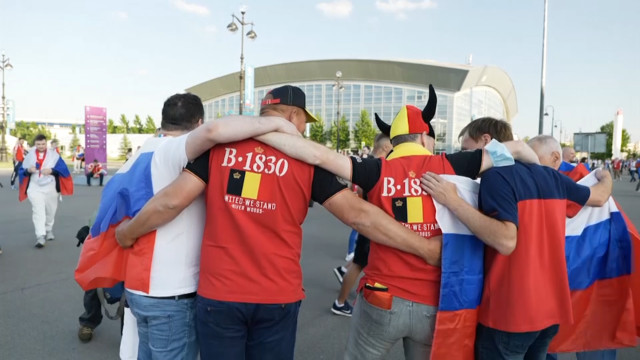 Болельщики перед матчем Россия — Бельгия