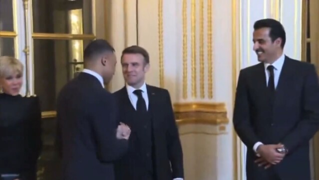 Мбаппе встретился с президентом Франции в Елисейском дворце