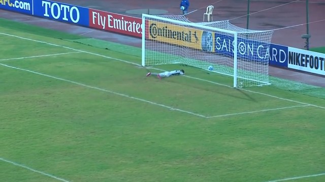Голкипер сборной Узбекистана забил со своей половины поля