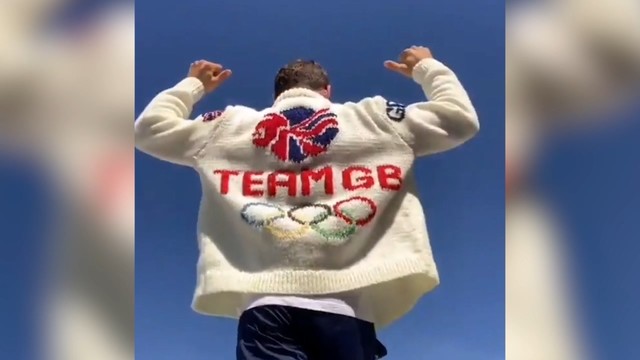 Олимпийский чемпион показал, что связал во время Игр в Токио