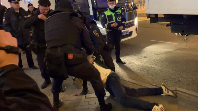 Жёсткие задержания болельщиков «Спартака» в центре Москвы