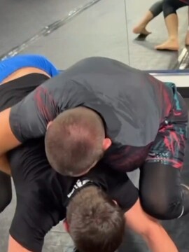 Хабиб сохранил форму через пять лет после ухода