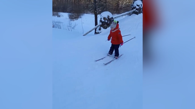 Дети Ягудина прокатились на лыжах