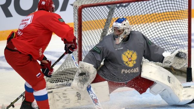 Сборная России тренируется без Телегина перед матчем с Канадой