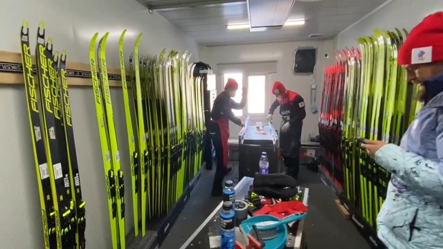 «Вот лыжи Большунова». Как работает сервис-группа сборной России