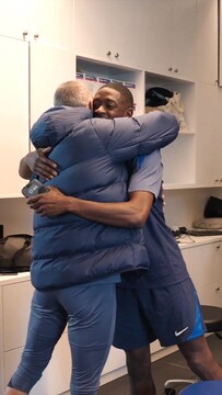 Луис Энрике поздравил Дембеле с выигрышем «Золотого мяча»