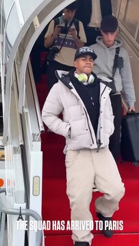 Делегация «Барселоны» прилетела в Париж